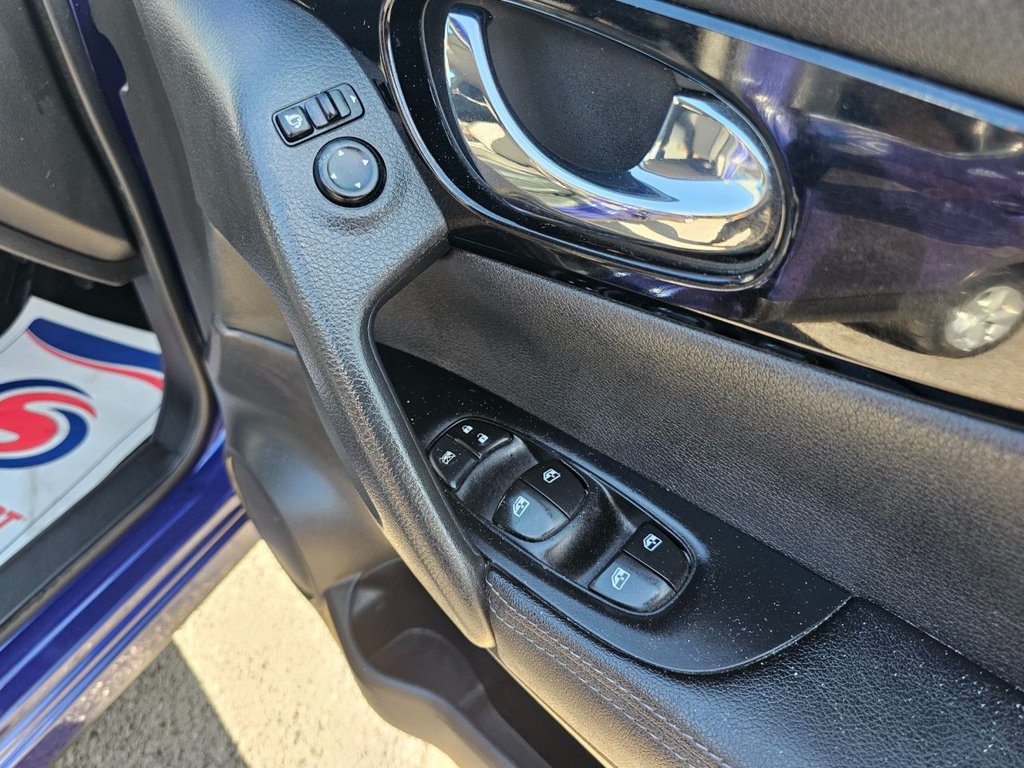 Used Nissan Qashqai 2018 for sale - 76352881: Photo 13