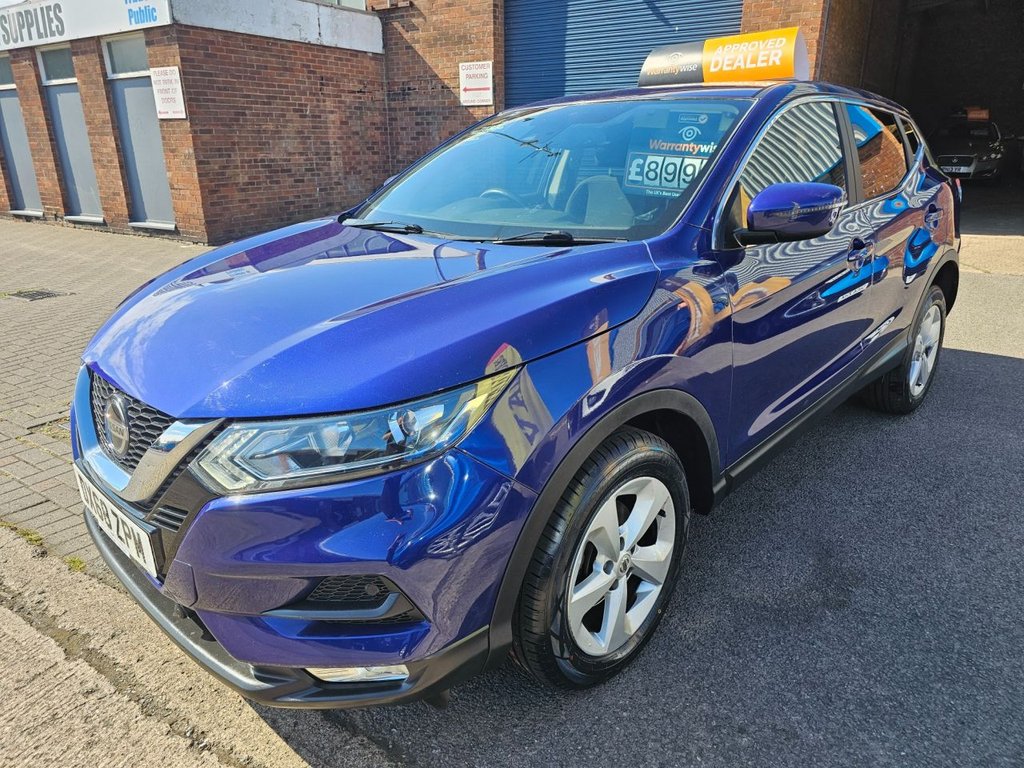 Used Nissan Qashqai 2018 for sale - 76352881: Photo 2