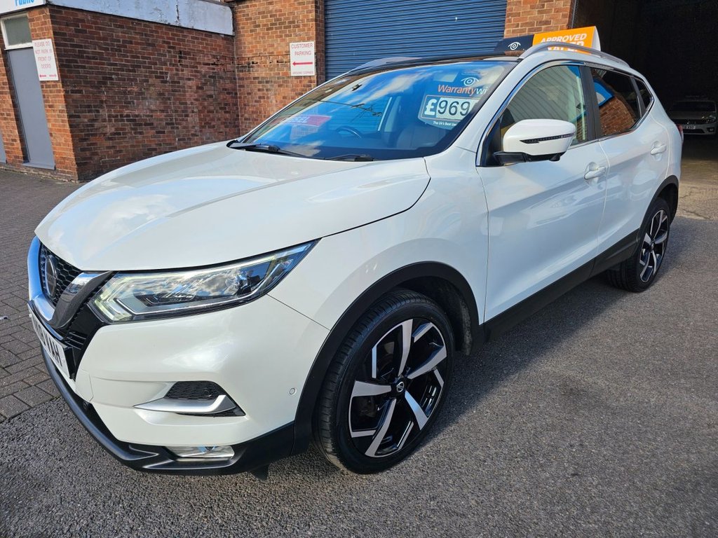Used Nissan Qashqai 2018 for sale - 76352870: Photo 2