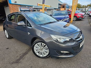 Used Vauxhall Astra 2014 for sale - 76352872: Photo