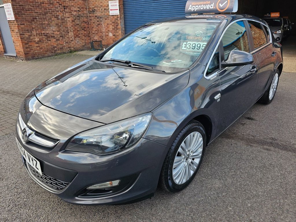 Used Vauxhall Astra 2014 for sale - 76352872: Photo 2