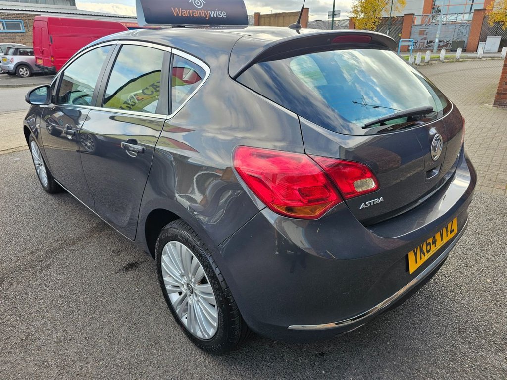Used Vauxhall Astra 2014 for sale - 76352872: Photo 3