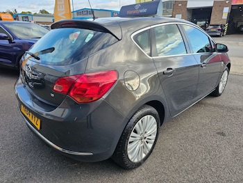 Used Vauxhall Astra 2014 for sale - 76352872: Photo