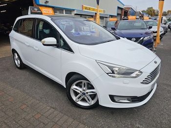 Used Ford Grand C-Max 2016 for sale - 76352874: Photo