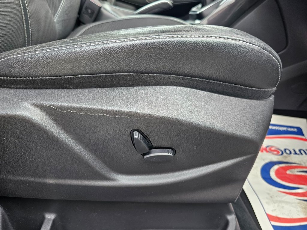 Used Ford Grand C-Max 2016 for sale - 76352874: Photo 9