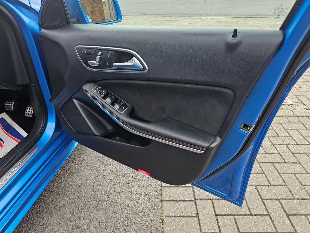 Used Mercedes-Benz A-Class 2016 for sale - 76352875: Photo 11