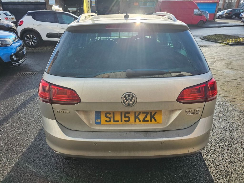 Used Volkswagen Golf 2015 for sale - 77388380: Photo 4