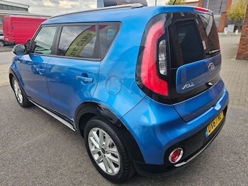 Used Kia Soul 2017 for sale - 76352889: Photo