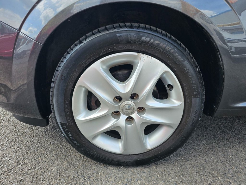 Used Vauxhall Zafira 2012 for sale - 76352887: Photo 12