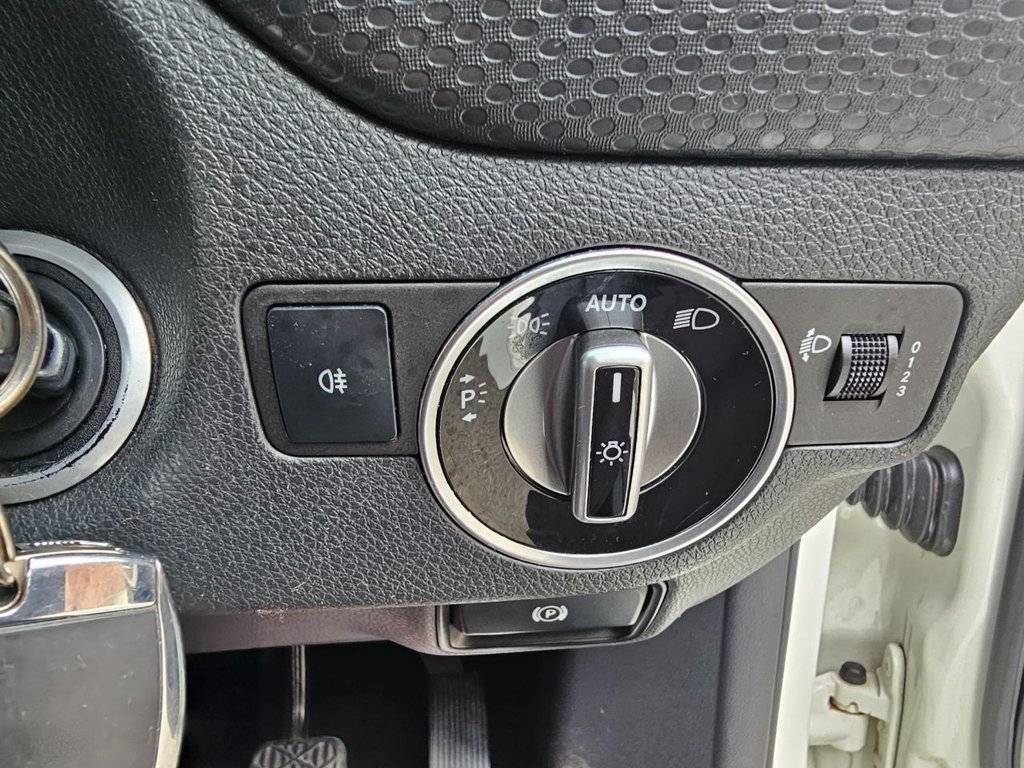 Used Mercedes-Benz A-Class 2016 for sale - 76352891: Photo 30