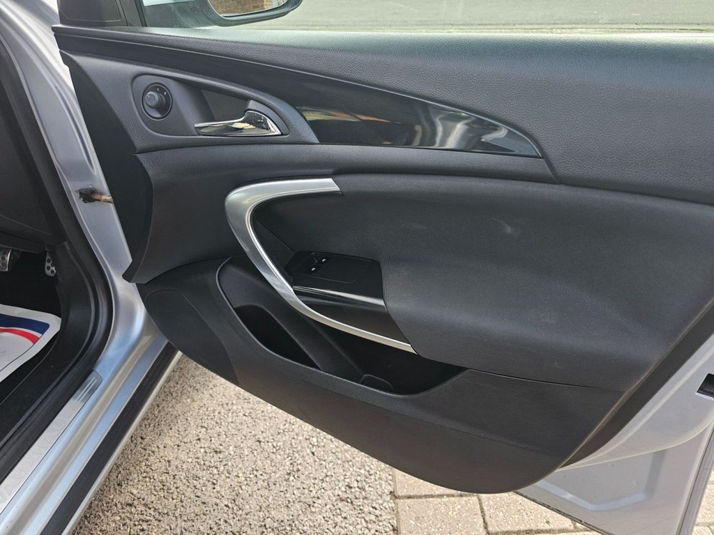 Used Vauxhall Insignia 2013 for sale - 76352892: Photo 14