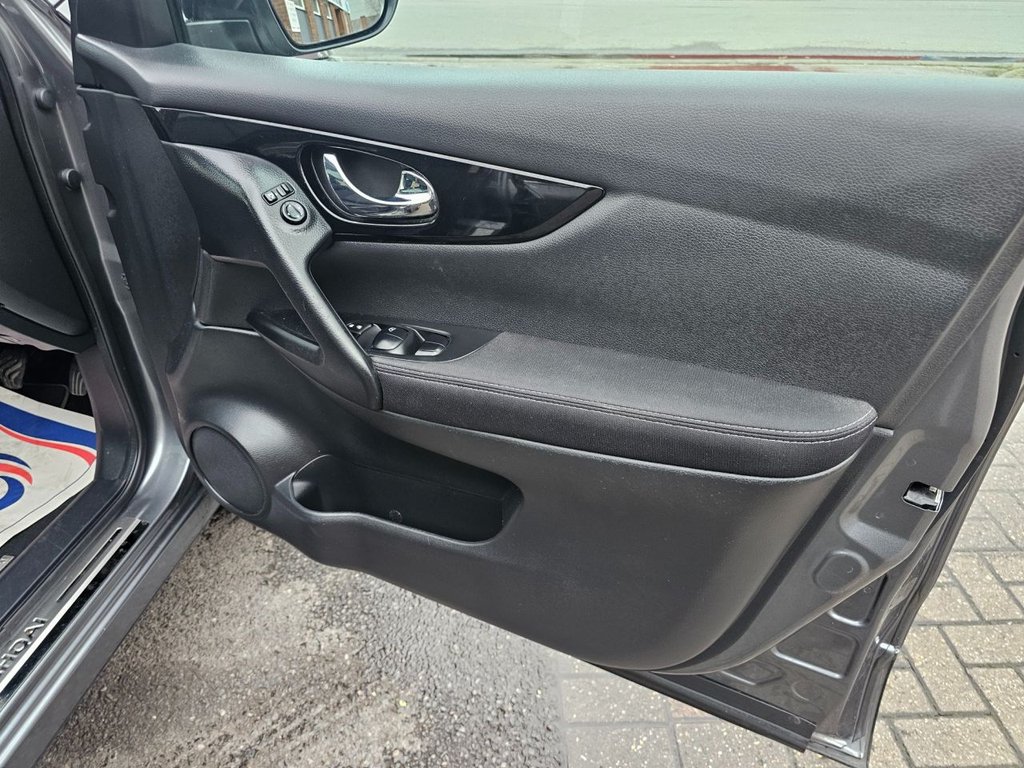Used Nissan Qashqai 2016 for sale - 76352893: Photo 14