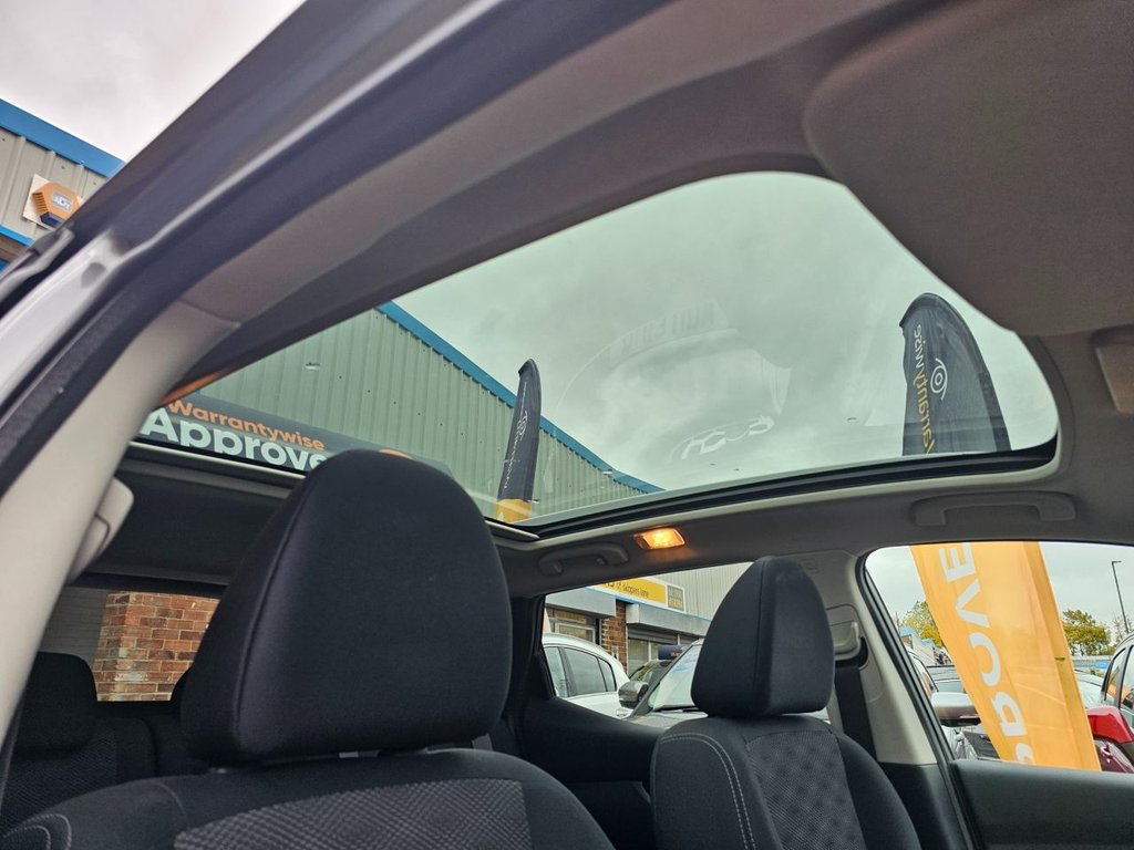 Used Nissan Qashqai 2016 for sale - 76352893: Photo 16