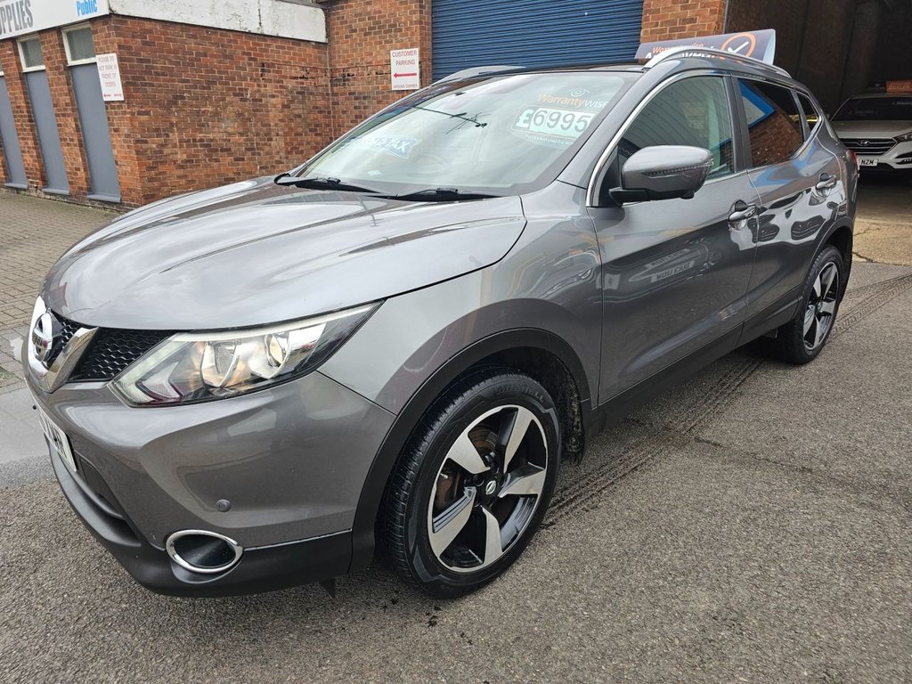Used Nissan Qashqai 2016 for sale - 76352893: Photo 2
