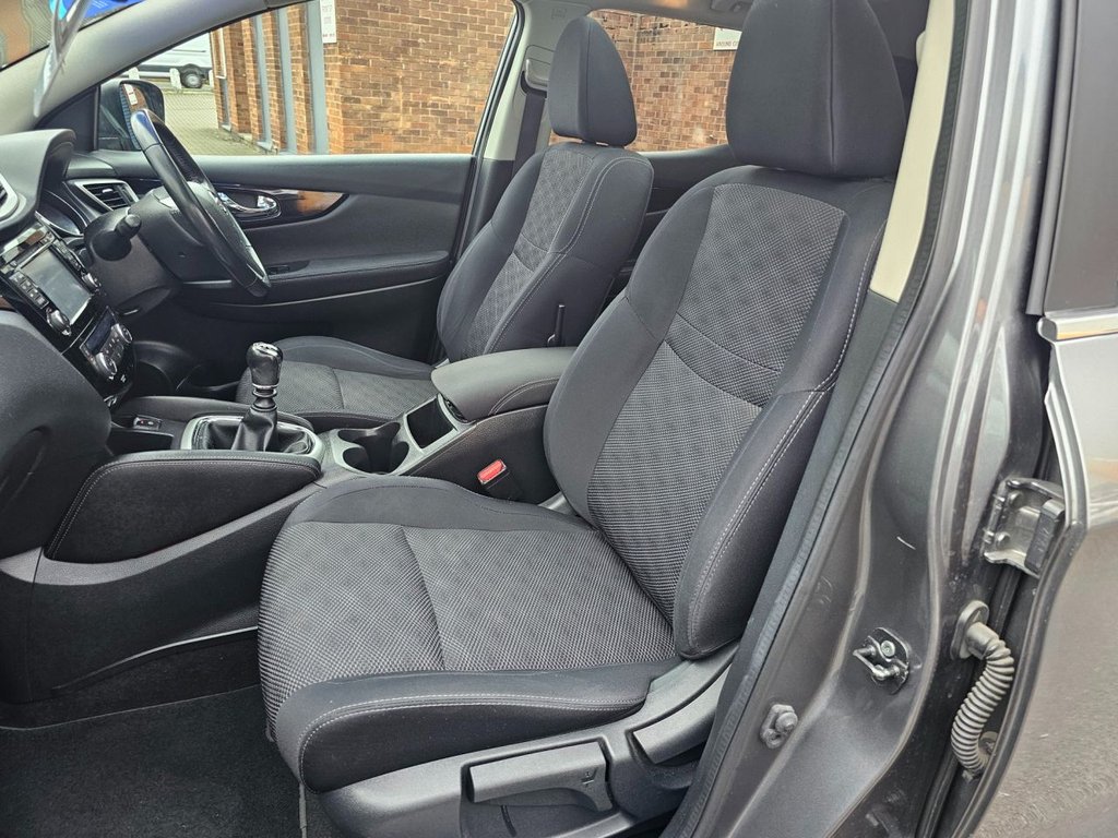 Used Nissan Qashqai 2016 for sale - 76352893: Photo 28