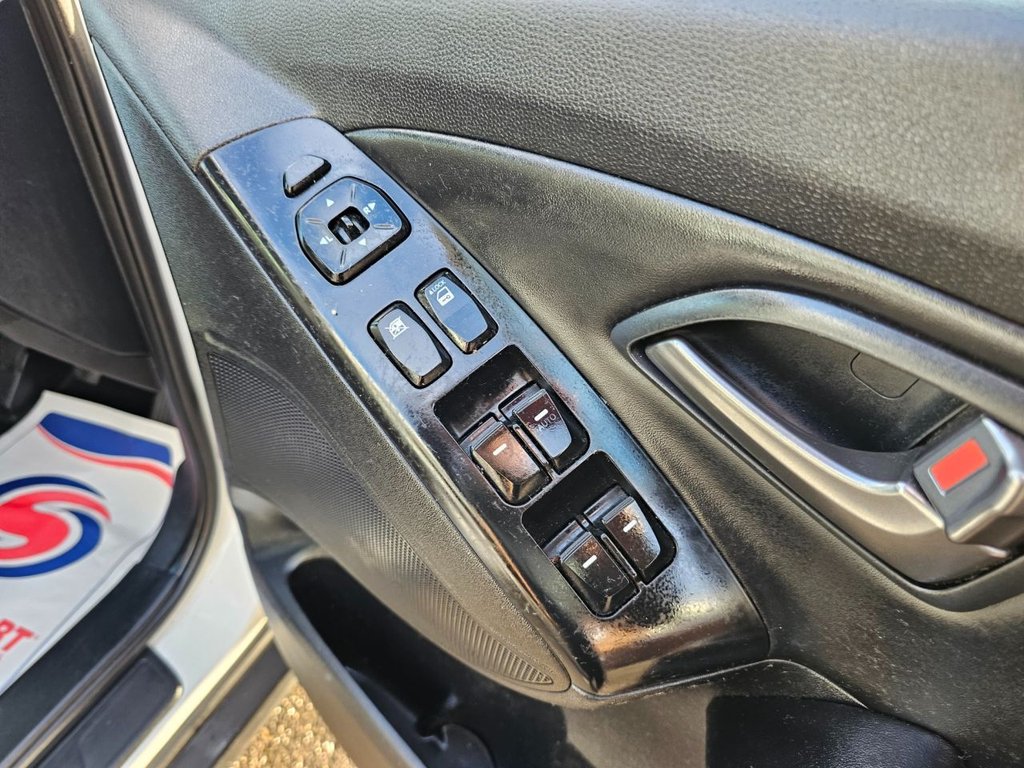 Used Hyundai Ix35 2014 for sale - 76632233: Photo 37