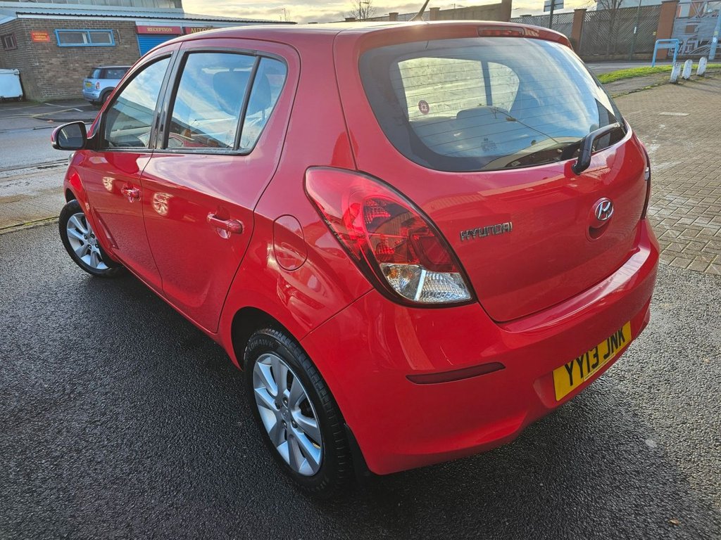 Used Hyundai i20 2013 for sale - 76665567: Photo 3