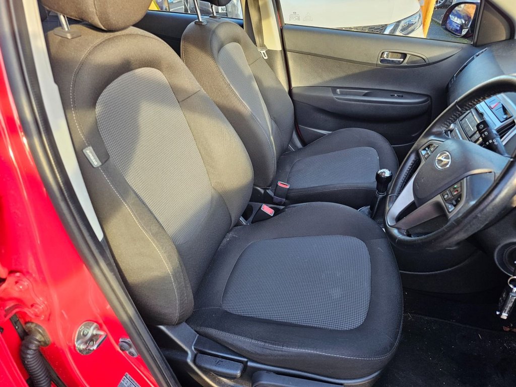 Used Hyundai i20 2013 for sale - 76665567: Photo 4