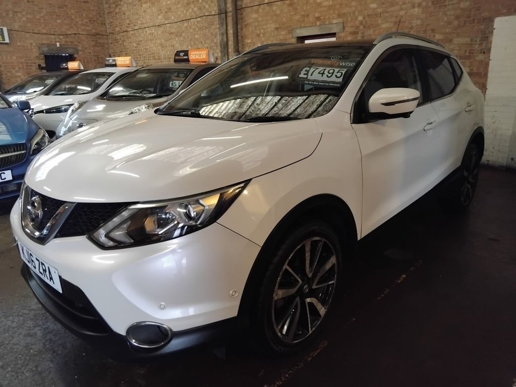 Used Nissan Qashqai 2016 for sale - 76797787: Photo 4