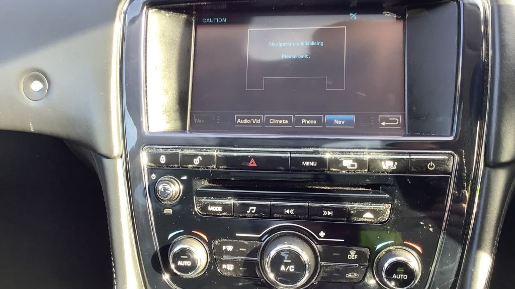 Used Jaguar XJ 2011 for sale - 76482192: Photo 11