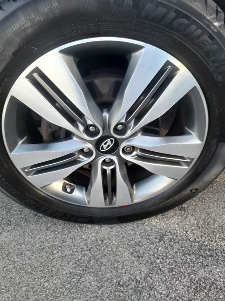 Used Hyundai Ix35 2015 for sale - 77667744: Photo 2