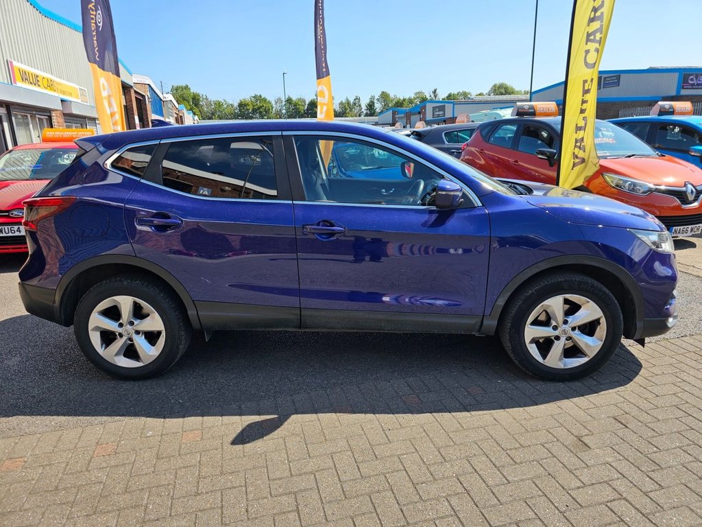 Used Nissan Qashqai 2018 for sale - 76496393: Photo 4