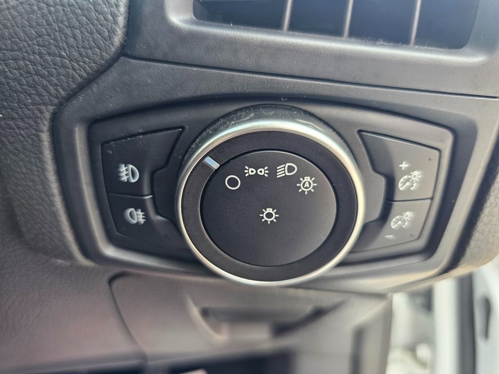 Used Ford Focus 2017 for sale - 76496384: Photo 32