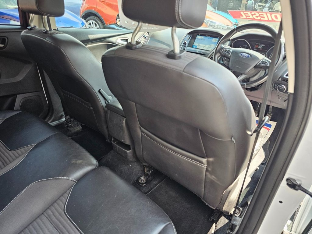 Used Ford Focus 2017 for sale - 76496384: Photo 9