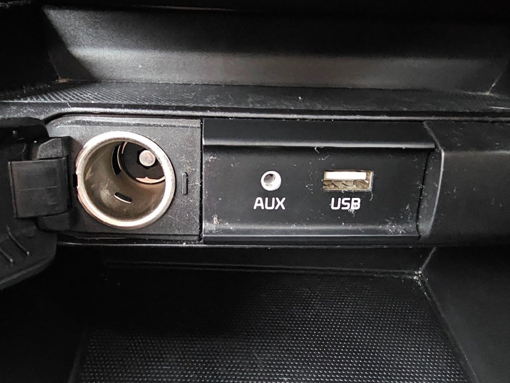 Used Kia Stonic 2019 for sale - 76356166: Photo 42