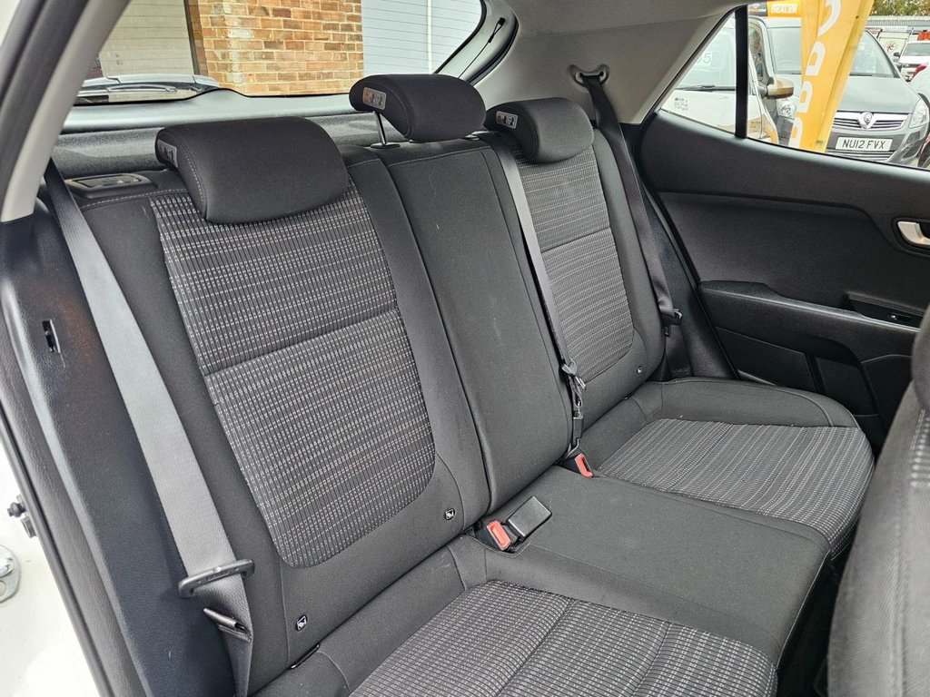 Used Kia Stonic 2019 for sale - 76356166: Photo 7