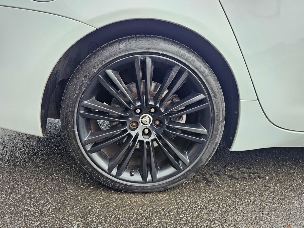 Used Jaguar XJ 2011 for sale - 77388374: Photo 20