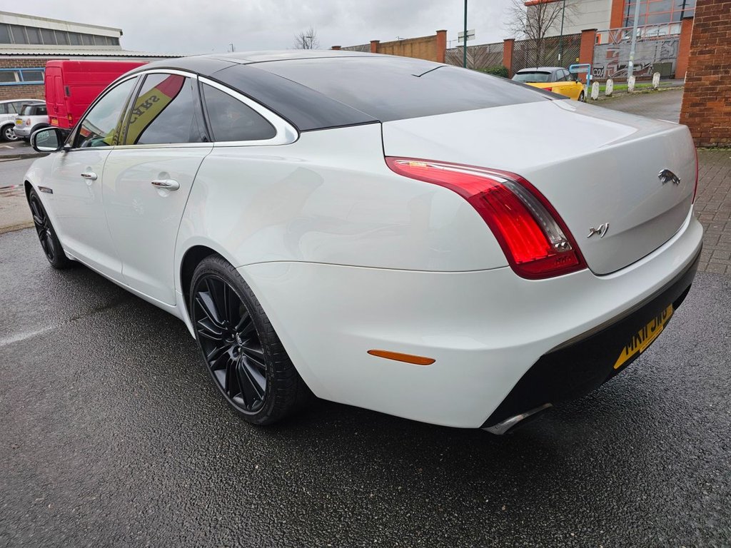 Used Jaguar XJ 2011 for sale - 77388374: Photo 3