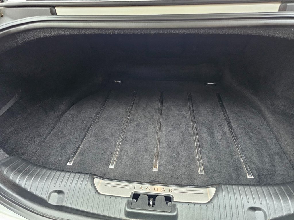 Used Jaguar XJ 2011 for sale - 77388374: Photo 37