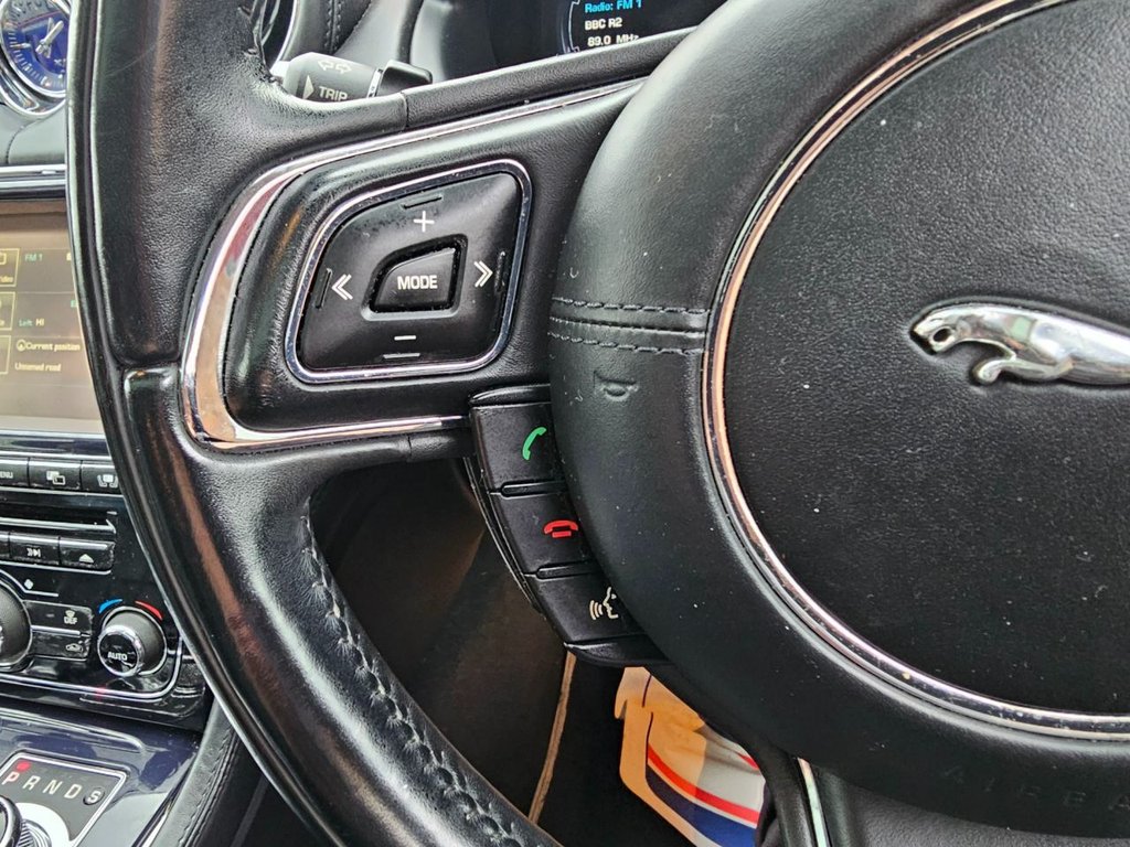 Used Jaguar XJ 2011 for sale - 77388374: Photo 42