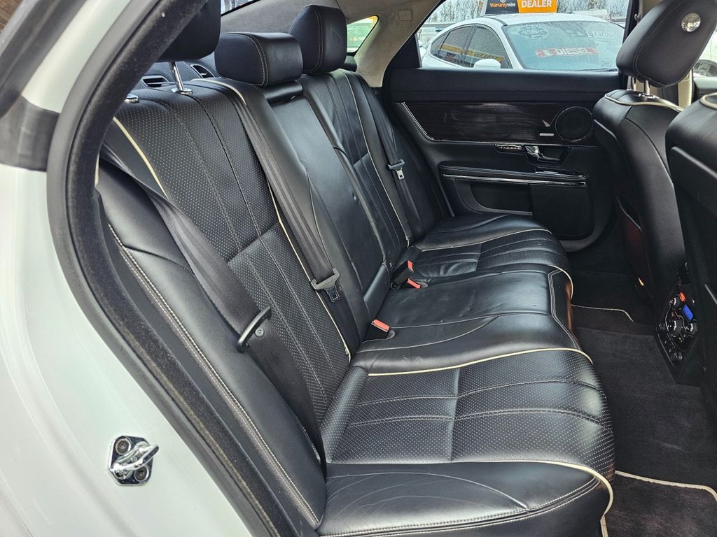 Used Jaguar XJ 2011 for sale - 77388374: Photo 9