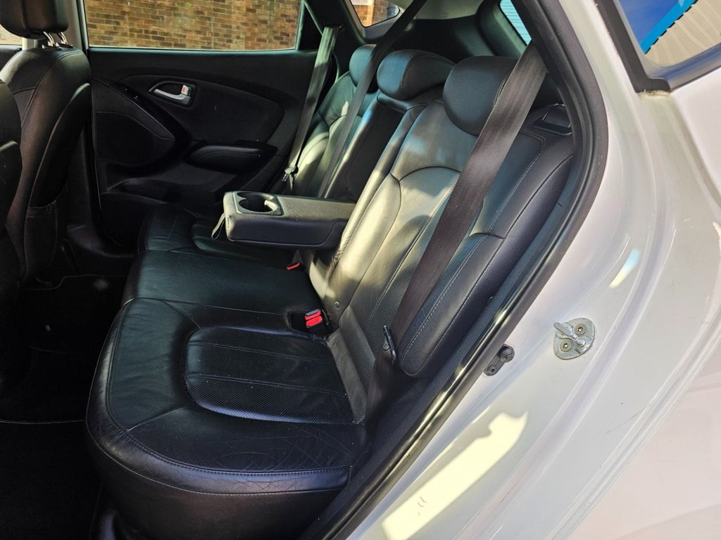 Used Hyundai Ix35 2015 for sale - 76740745: Photo 28