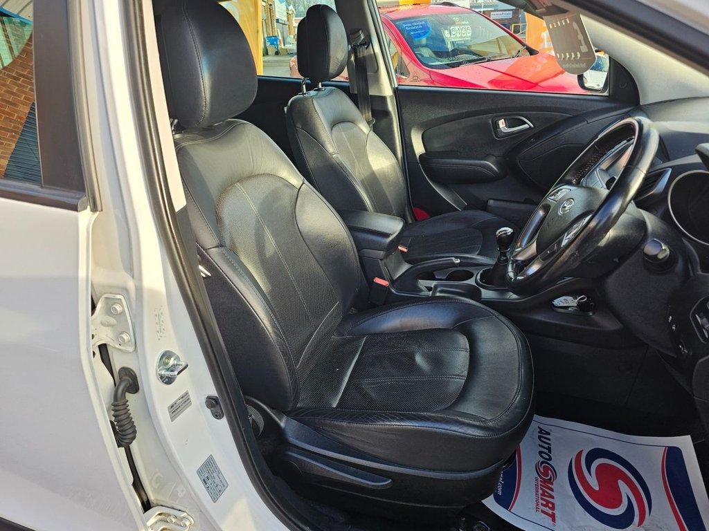 Used Hyundai Ix35 2015 for sale - 76740745: Photo 6