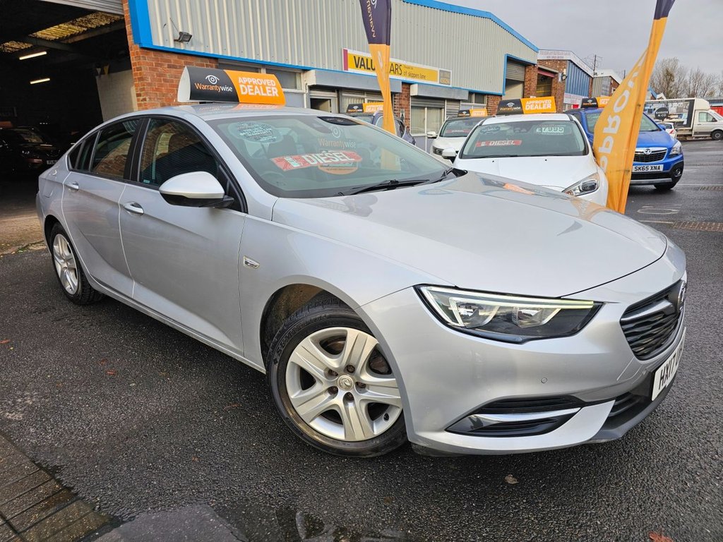 Used Vauxhall Insignia 2017 for sale - 76591055: Photo 1