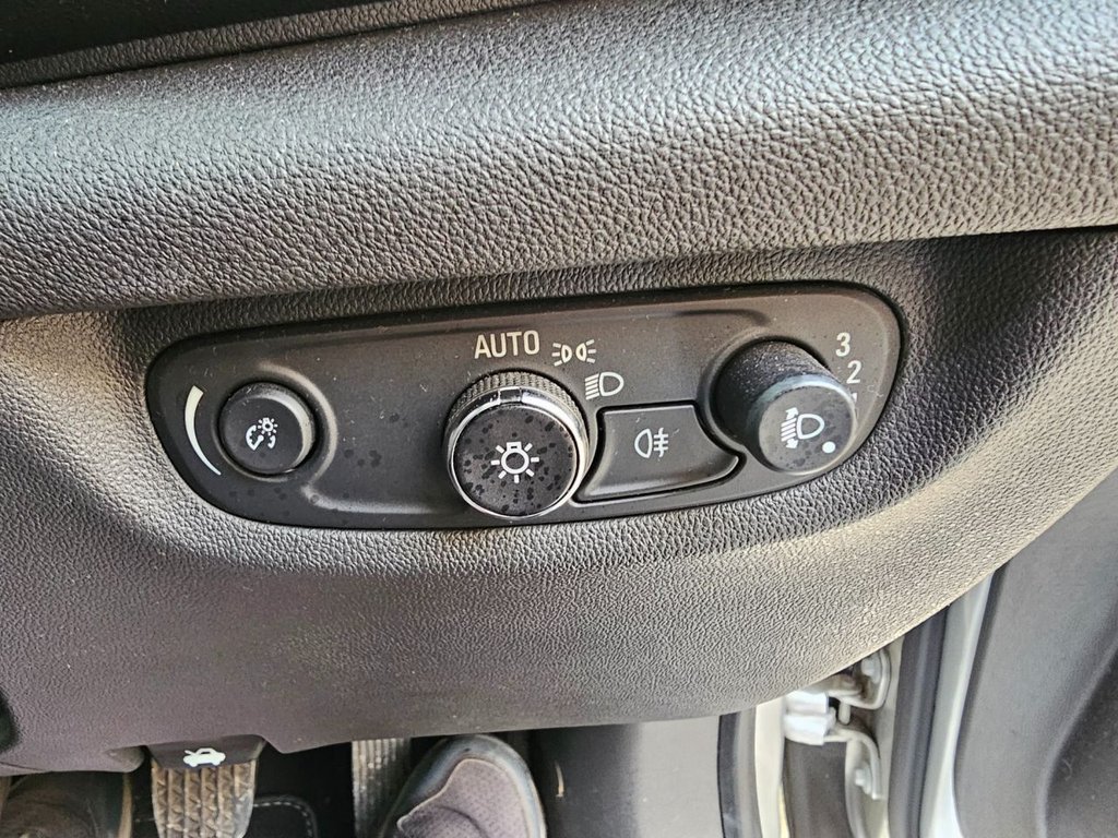 Used Vauxhall Insignia 2017 for sale - 76591055: Photo 31