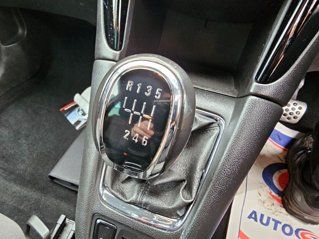 Used Vauxhall Zafira 2015 for sale - 77388378: Photo 38