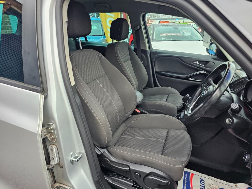 Used Vauxhall Zafira 2015 for sale - 77388378: Photo 6