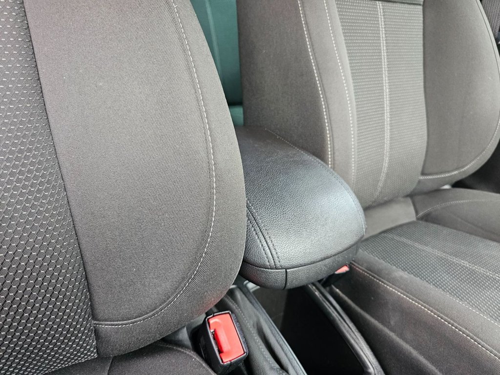 Used Vauxhall Zafira 2015 for sale - 77388378: Photo 8