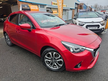 Used Mazda Mazda2 2016 for sale - 77388381: Photo