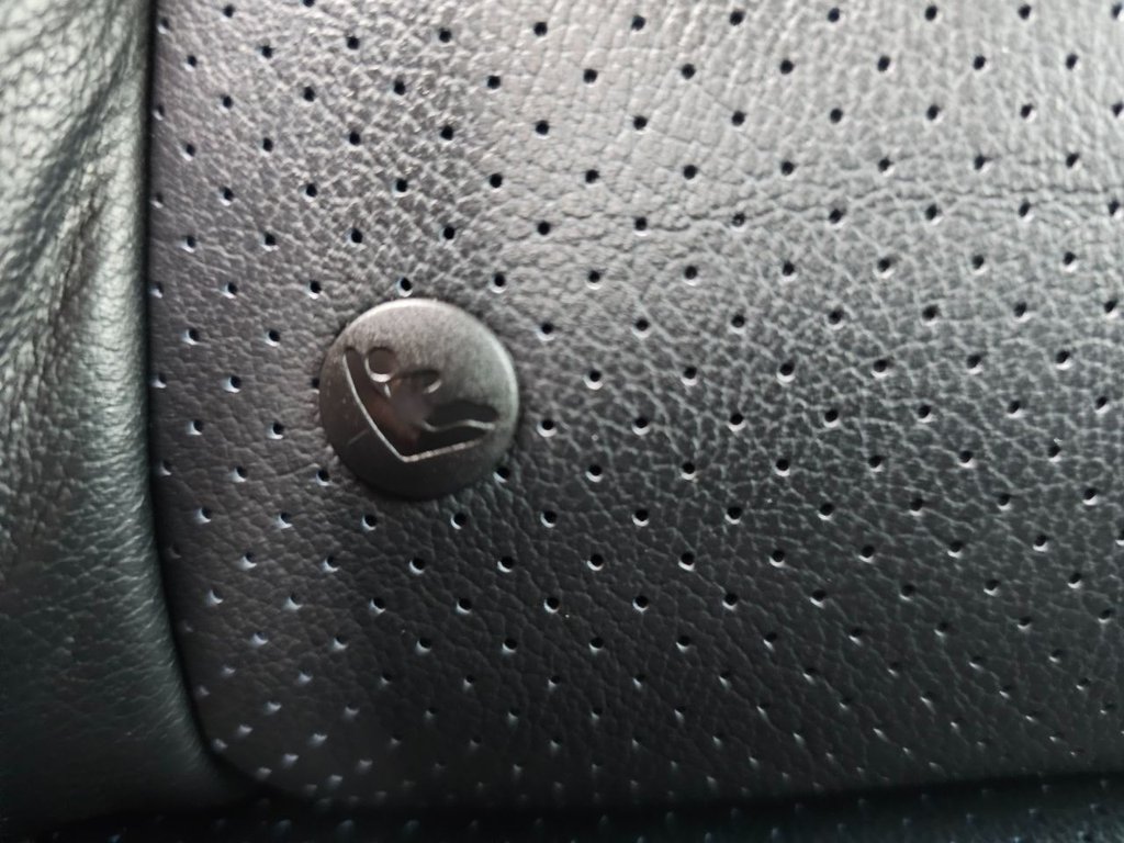 Used Nissan Leaf 2015 for sale - 77388377: Photo 10