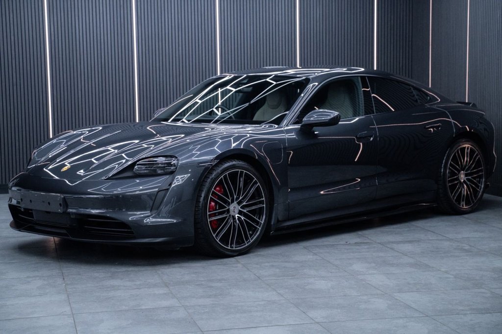 Used Porsche Taycan 2023 for sale - 77534895: Photo 3