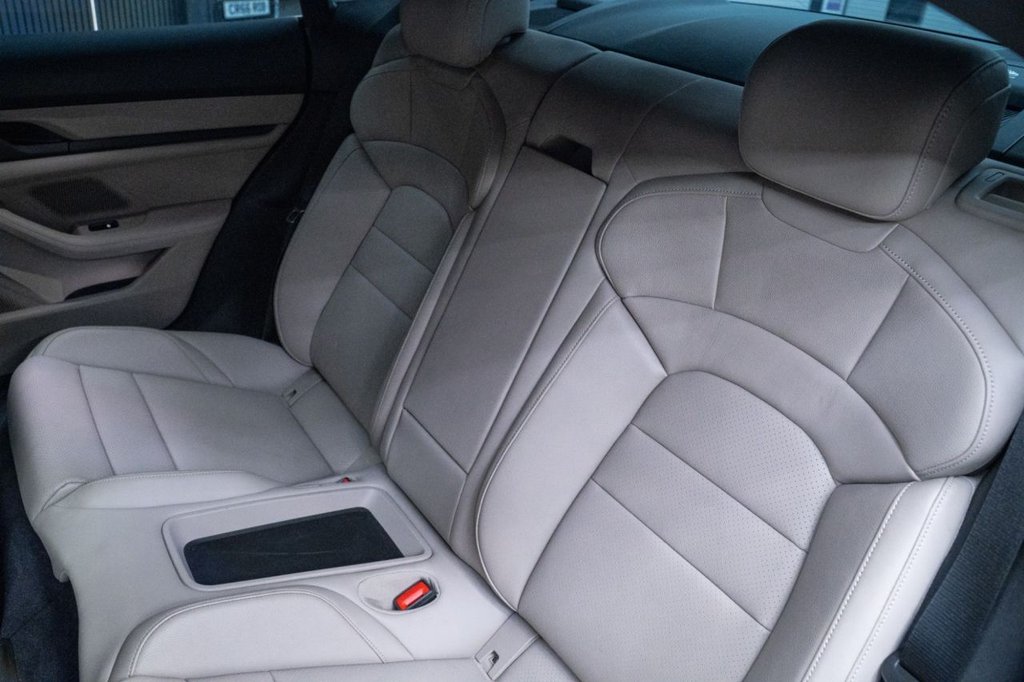 Used Porsche Taycan 2023 for sale - 77534895: Photo 31