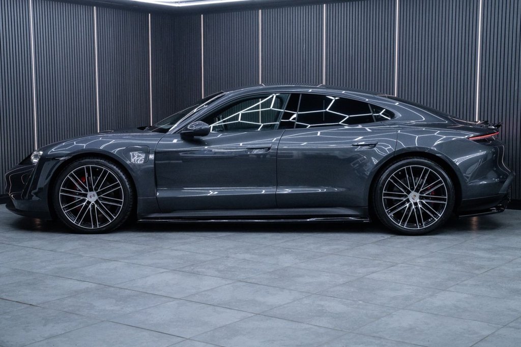 Used Porsche Taycan 2023 for sale - 77534895: Photo 6