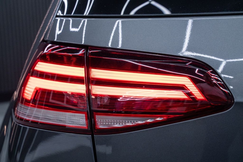 Used Volkswagen Golf 2018 for sale - 76910159: Photo 10