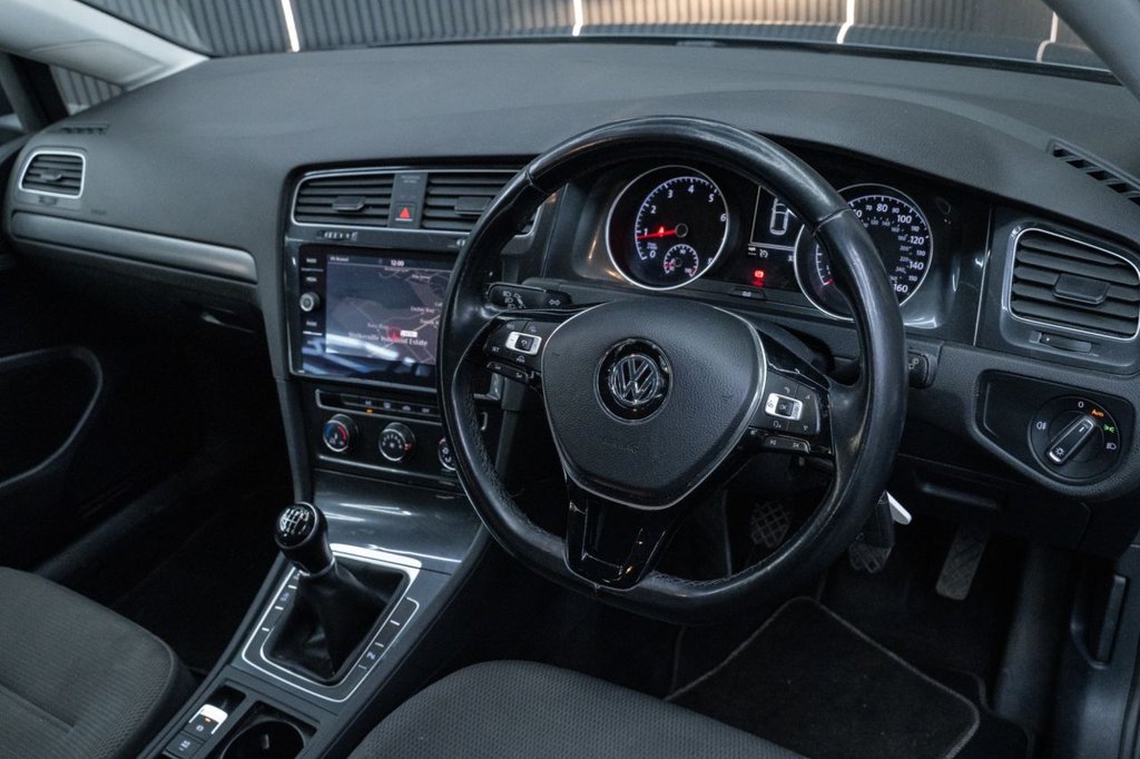 Used Volkswagen Golf 2018 for sale - 76910159: Photo 12