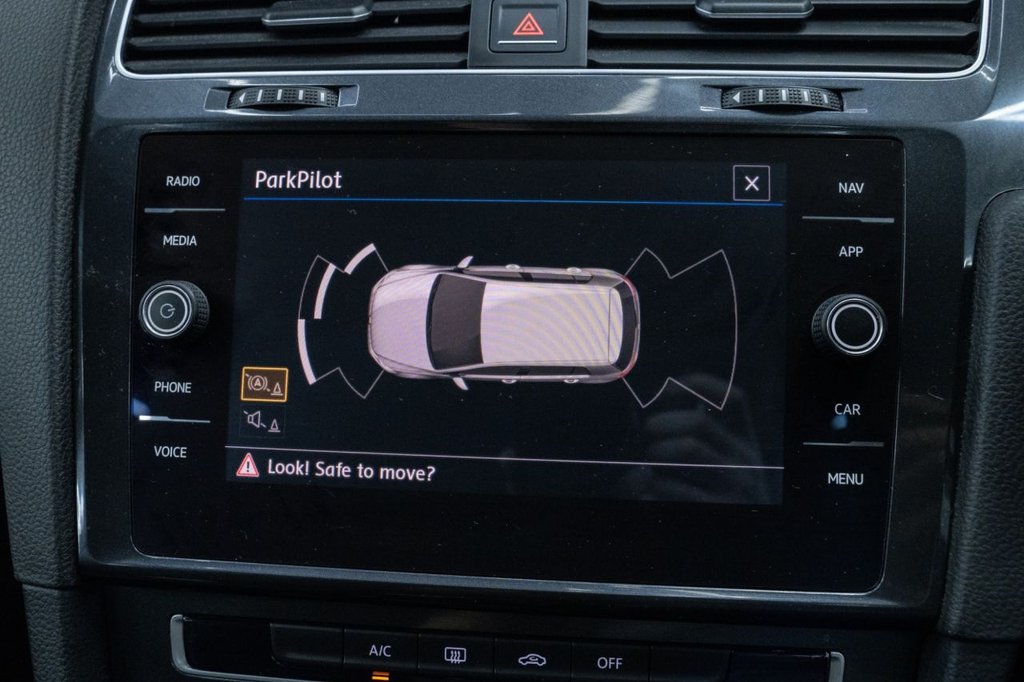 Used Volkswagen Golf 2018 for sale - 76910159: Photo 27